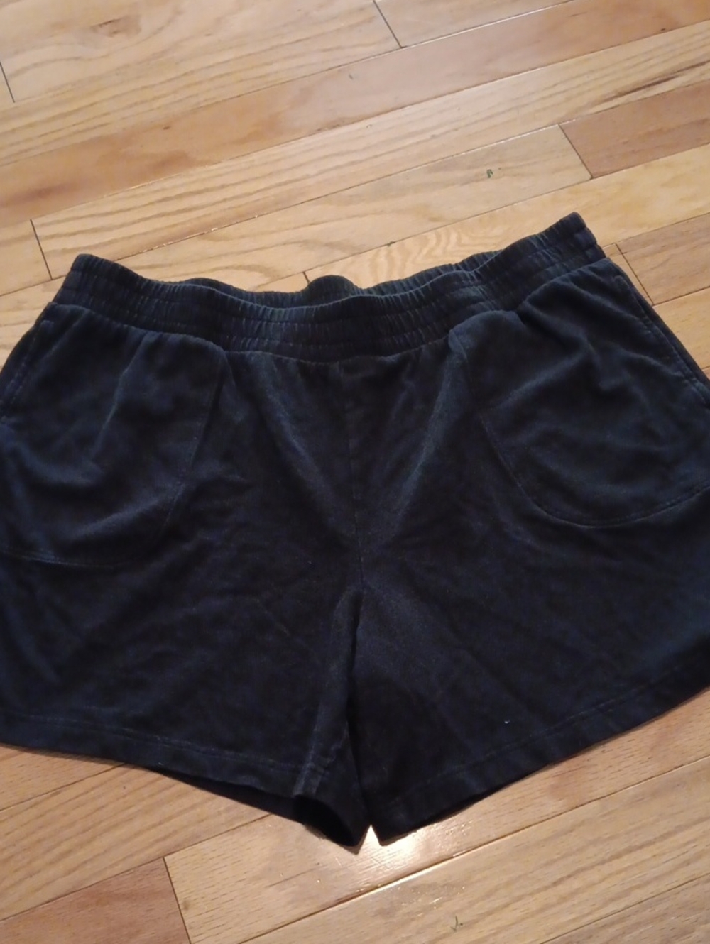 Terra & Sky Black Elastic-Waist Athletic Shorts with Front Pockets